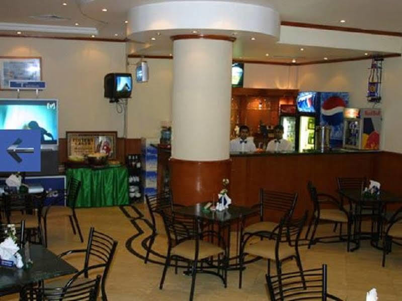 Rush Inn Hotel Dubai Eksteriør billede